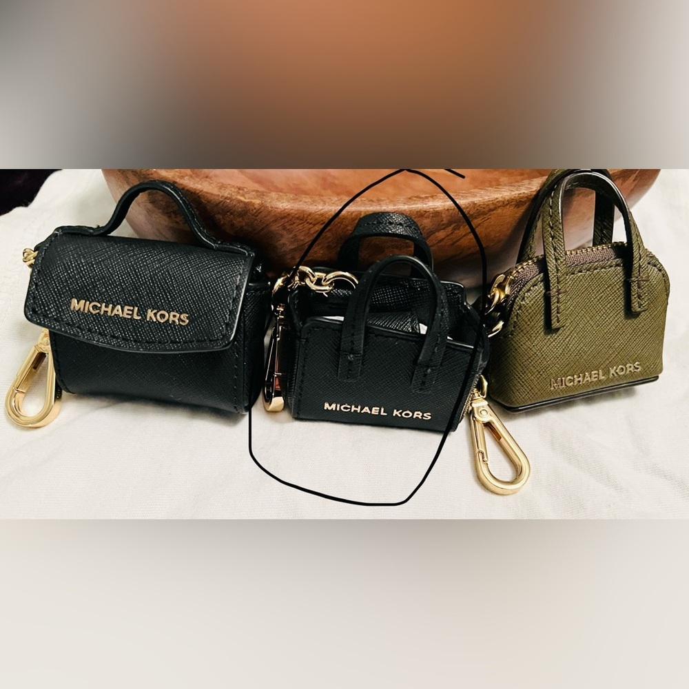 MICHAEL Michael Kors Black and Gold Keychain